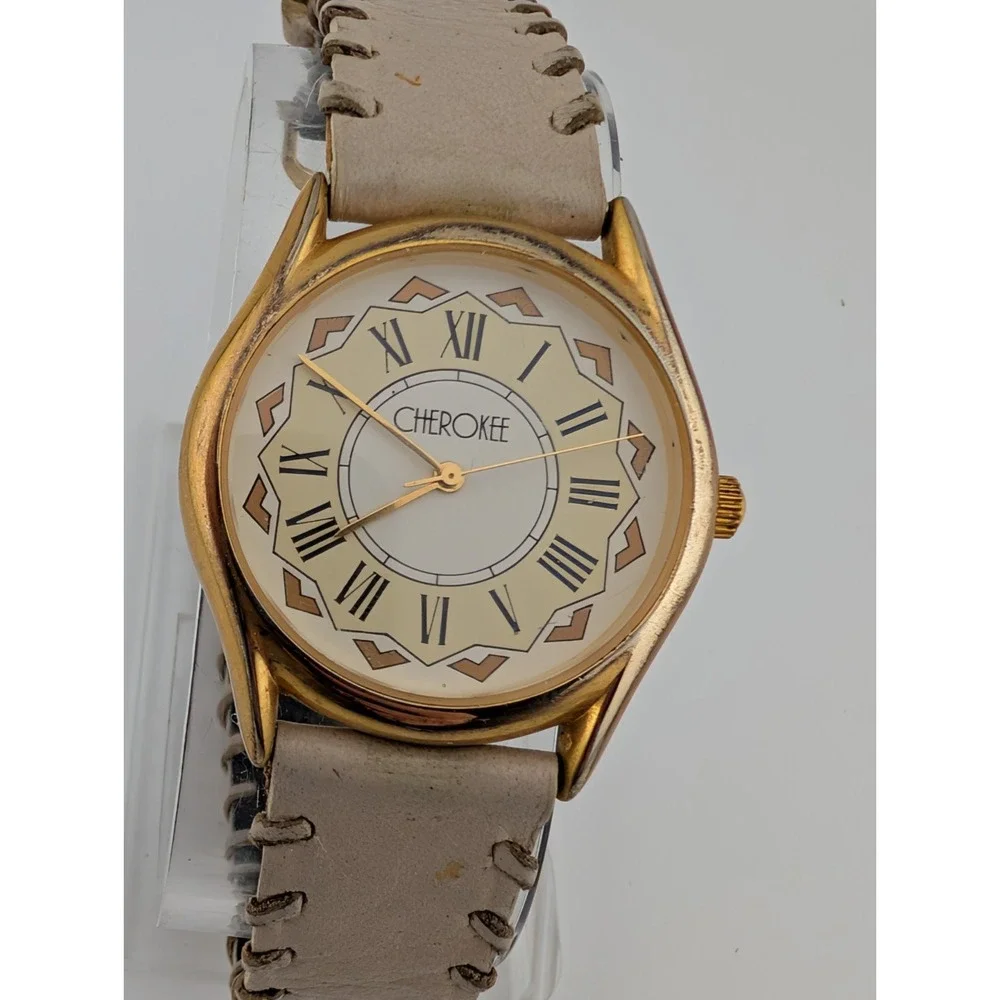 Vintage‎ Cherokee Watch Women 34mm Gold Case Leather Band- New Battery